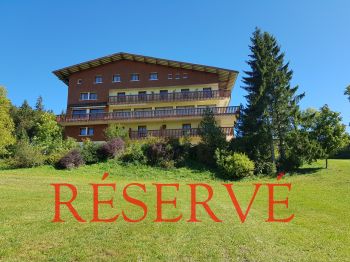 EXCLUSIVITÉ : IMMEUBLE, ancien hôtel mythique, station des Rousses Proche Frontière Suisse
